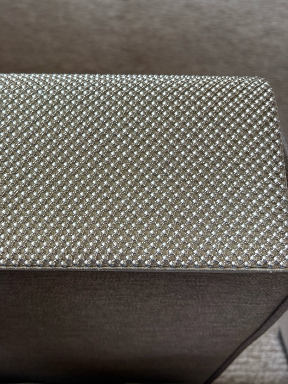 Jessica McClintock light gold clutch purse call out on back INV25/524